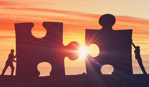 puzzle-collaboration-sunset-min