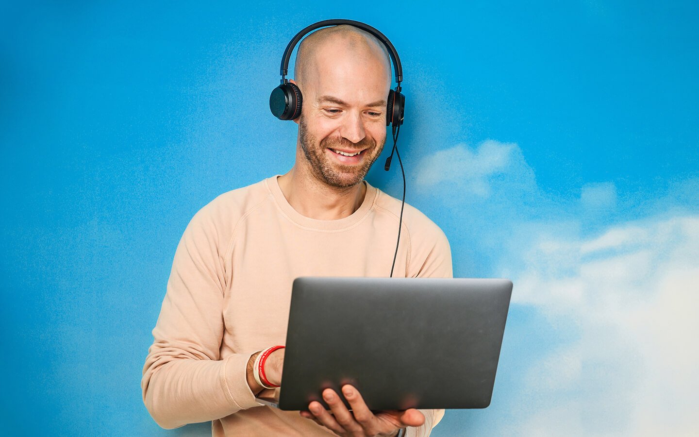 How to Engage Seasonal Workers